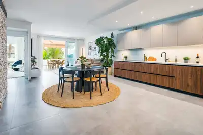 Image de Lomas de La Quinta | Modern Luxury Apartment Views