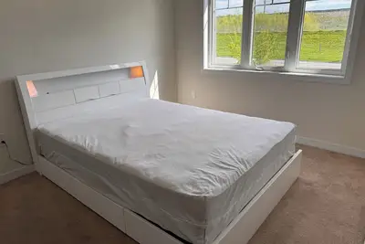 Image de Modern updated mountain view home