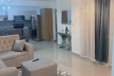 Image de heavenly stay, three bedroom apartment w/pool