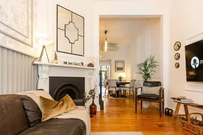 Image de 2 Bedroom House with Courtyard and Aircon