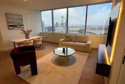 Image de New Luxury spacious 1br at Sky Gardens 4 pers Difc Dubai