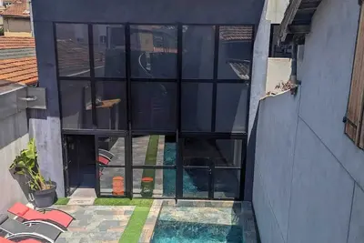 Image de Homerez - Villa à Marseille, piscine privée