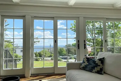 Image de Welcome to “Ofunquit” - A Luxury Oasis Steps from the Marginal Way