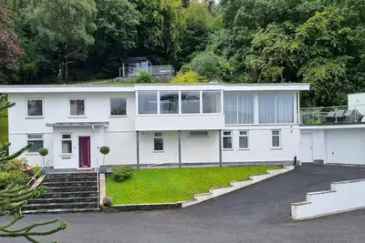Image de Detached 4 Bed Home, Hot Tub & Lake View - Pets Ok