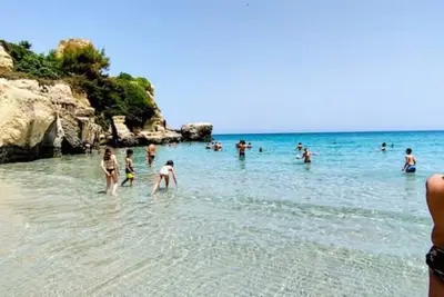Image de Proche de la mer et du centre, villa raffinée pour 6 personnes