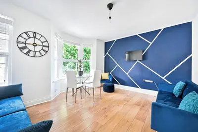 Image de Spacious 2-Bed Apartment, Sleeps 8 in Leyton E10