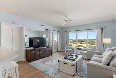 Image de Serenitee: Ocean & Golf Course Views, Shared Pool