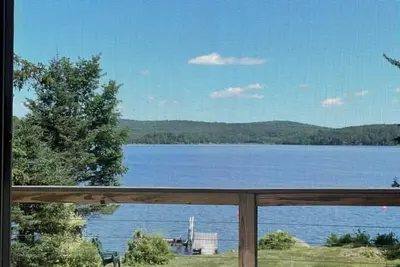 Image de Cozy lake house in the hear of Maine