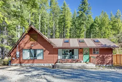 Image de Cabin at the Forest Edge | 2 Bed, 2. 5 Bath