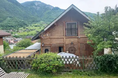 Image de Maison Proches du Centre-ville et des Station Thermale. Animaux Acceptés!