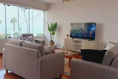 Beautiful ocean view! Spacious and elegant apartment, ideal for families