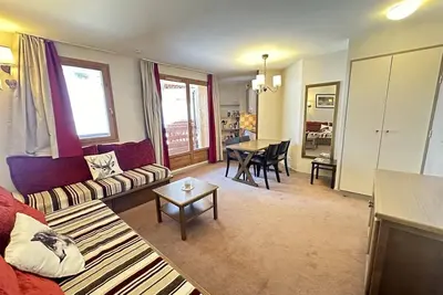 Image de 2ème étage, balcon, télévision, casier à ski, 42m², Vars