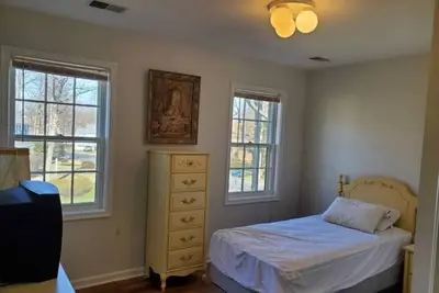 Image de Peaceful Oasis in North Point - Bbq Grill - Hot Tub