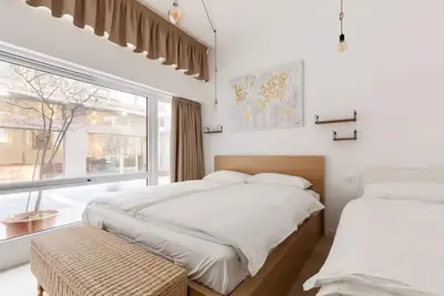 Image de Hospitable In Central City