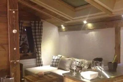 Image de Appartement de charme en vieux-bois proche du centre pour 4 personnes