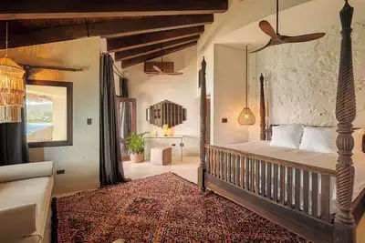 Image de Aerial Unity House