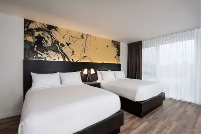 Image de Elevate Comfort in Oregon's Capital! 2 Relaxing Units, Pet-friendly Property!