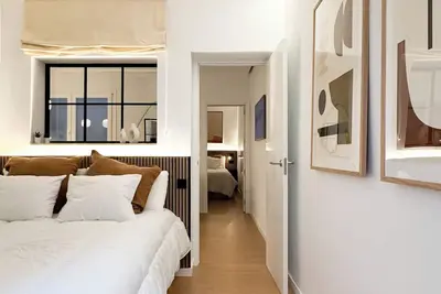 Image de Piso de Diseño Para 4 con Terraza - Madrid Centro