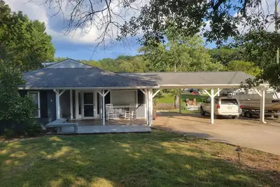 Image de Charming 2-bedroom cottage in Rock Hill on Lake Wylie