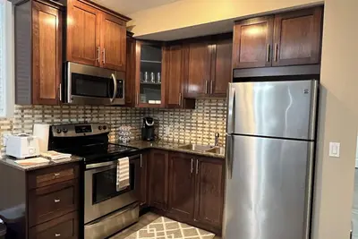 Image de Cozy & Comfy Retreat Walkout Suite in Panorama Hills Nw Close to Yyc Stampede Dt