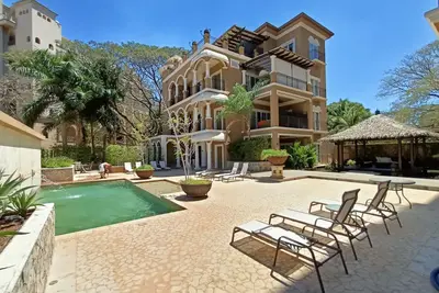 Image de 2Bed 2Bath 4 Guests Condo Beach+Location