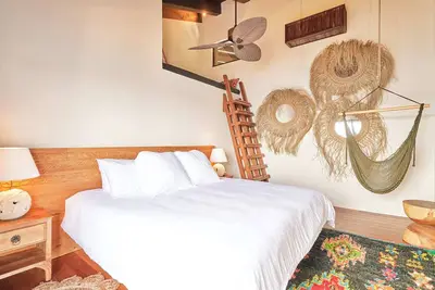 Image de Aerial Wisdom Room