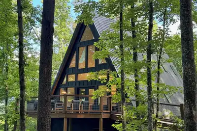 Image de The Black Onyx A-Frame in Wears Valley