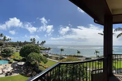 Image de 2 bed, 2 bath oceanfront location