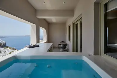 Image de Remarkable Santorini Villa | Villa Tyki Mikk | 1 Bedroom Suite | Outdoor Hot Tub | Side Sea View | City View | Firostefani