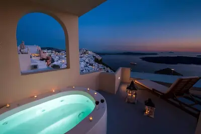 Image de Gorgeous Santorini Villa | Villa Fiedla | 1 Bedroom Suite | Outdoor Hot Tub | Spectacular Caldera View | Firostefani