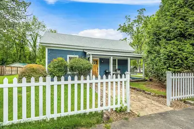 Historic Home Downtown Brevard