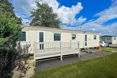 Image de Stunning 4 berth caravan in seaside village of Scratby, Norfolk ref 19150s