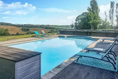 Image de Lovely home in Monclar-De-Quercy