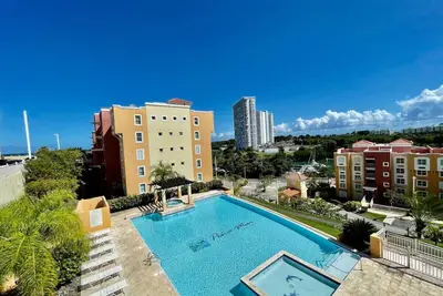 3b3b Penthouse Apt -Rooftop w Marina View +3 Pools