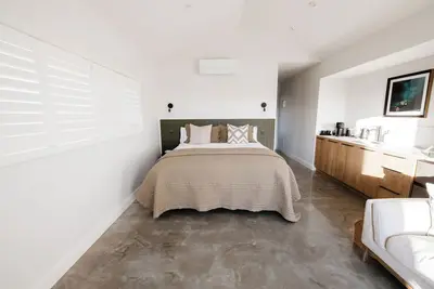Ahuru House a touch of luxury - Tui Room