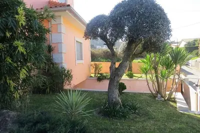 Image de Maison de vacances 'Casa Portela' avec vue sur les montagnes, jardin privé et Wi-Fi