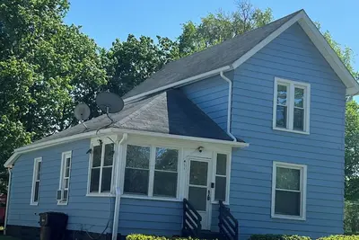 Image de Entiire House: Historic Charm with Modern Comforts\n.