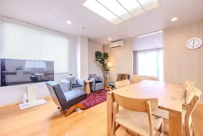 Image de One whole floor of the building 55m Family room / Kochi Kōchi