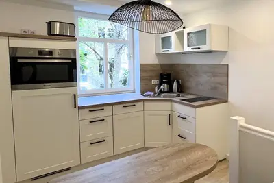 Image de Schlafen im Turmzimmer- Moderne Ferienwohnung im Zentrum Weimars