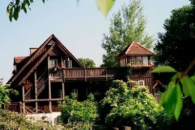 Image de L'appartement mansardé Höller avec tour