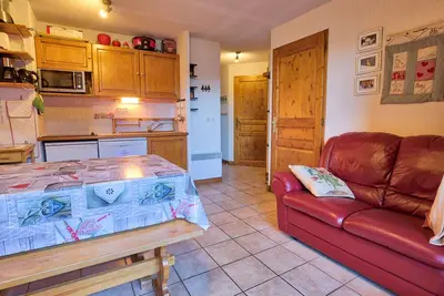 Image de Appartement cosy 4 personnes avec Wifi et parking au pied des pistes