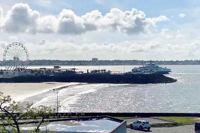 Image de Villa Face mer Royan - 3 min plages - idéal famille ou amis