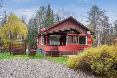 Image de Bord de l'eau | Spa | Babyfoot | La Source