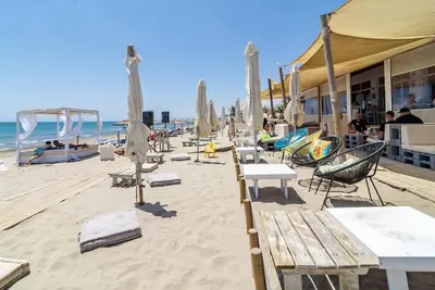 Image de Primera Linea de Playa, Vistas al mar y Piscinas Alvarito Playa