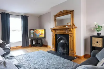 Image de Great detached home in lovely seaside town. Easy driving to main attractions.