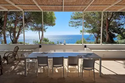 Image de Lifunni: Stunning Clif Villa in Salento, Pool, Direct Sea Access, 14pax