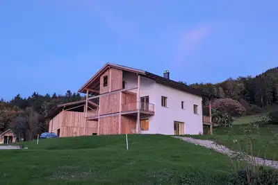 Image de Hofstatt Salzburg - Neue Ferienwohnung im Grünen am Stadtrand von Salzburg