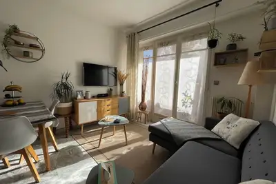 Image de Appartement au Calme / Cosy 3p à Moins de 15min en Tram du Centre Ville/plage