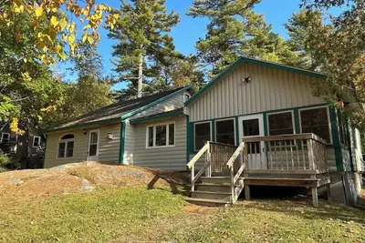 Image de Cozy Log Home across from Phillips Lake-Four Season Fun
