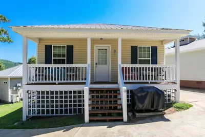 Image de Home #13 Decks Docks FlipFlops(No Pets)